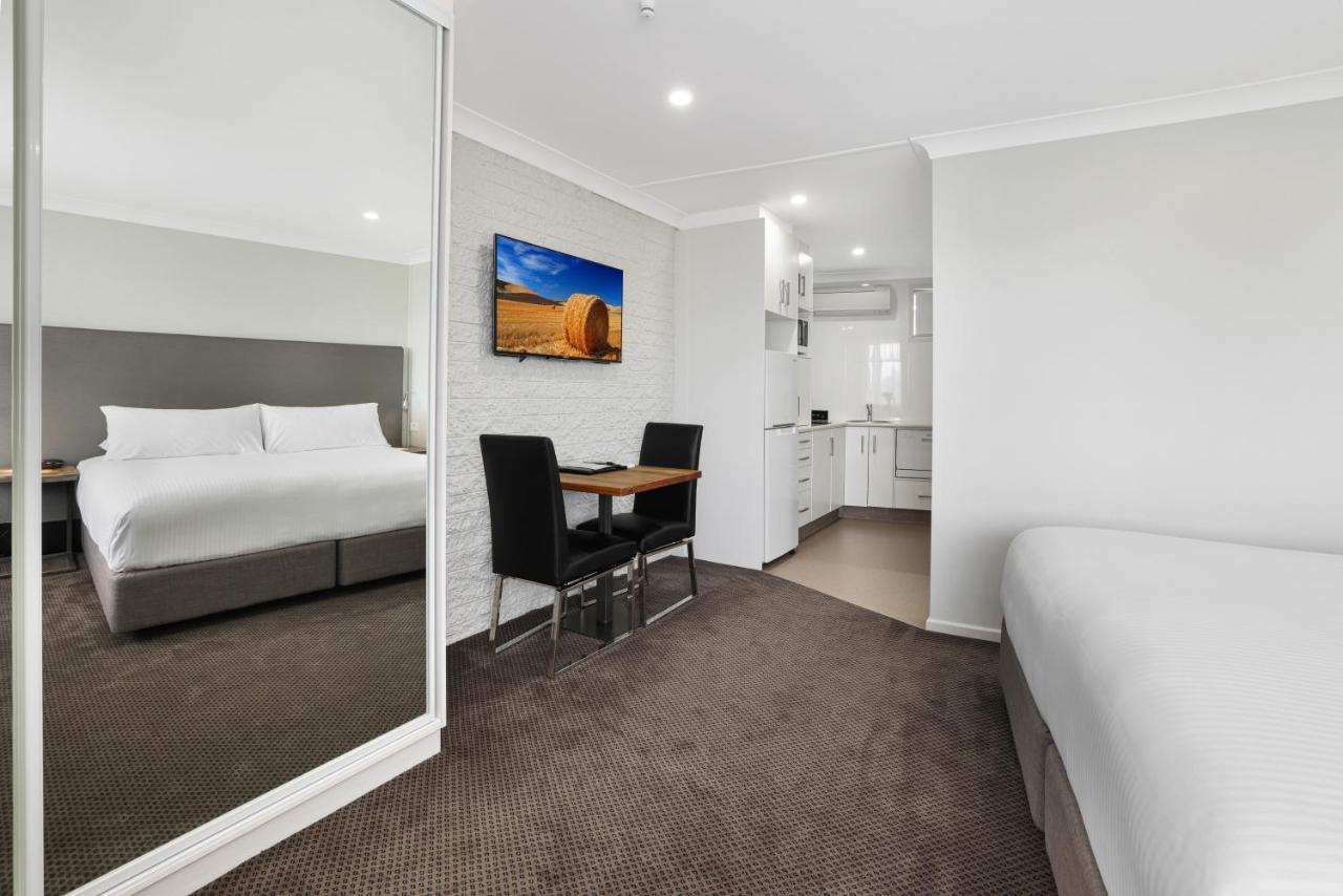 The Duck Inn Apartments Tamworth Eksteriør billede