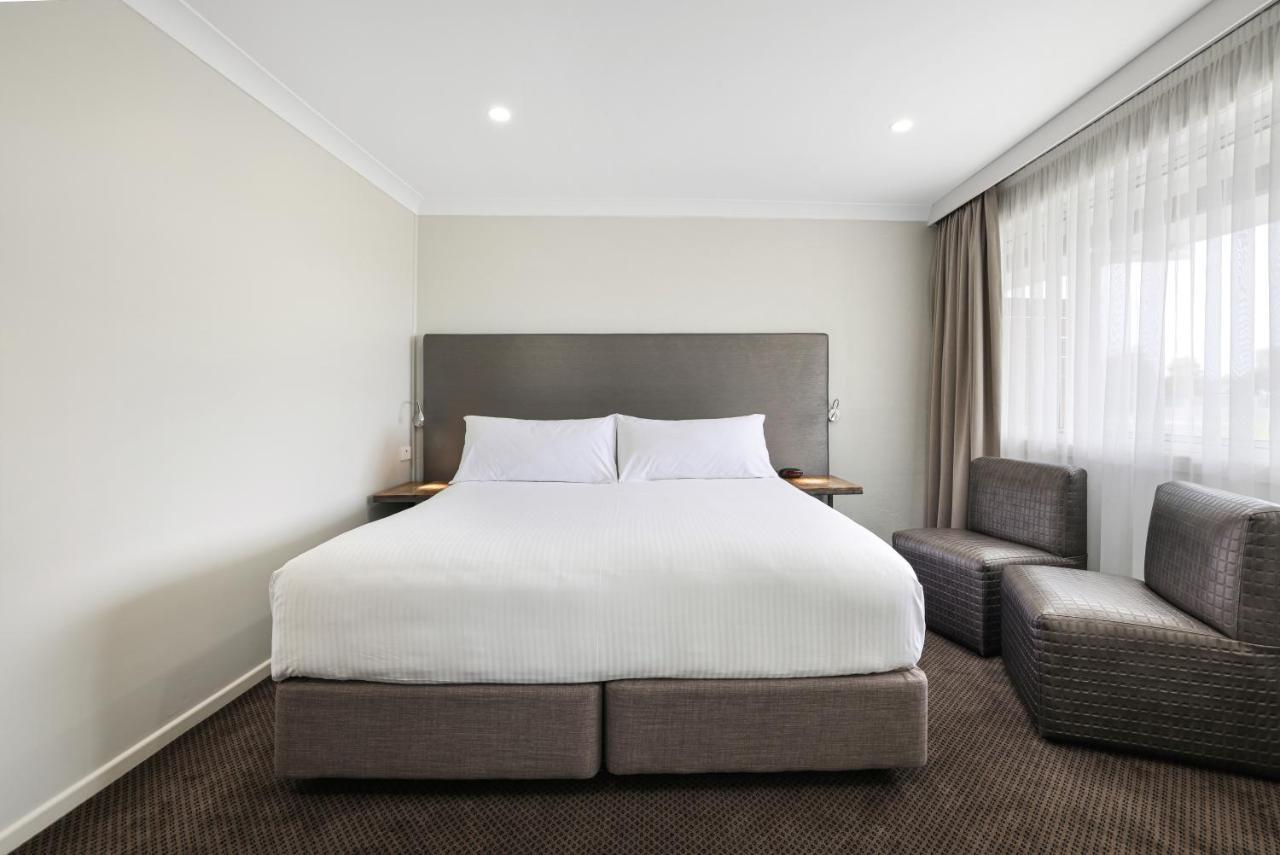 The Duck Inn Apartments Tamworth Eksteriør billede
